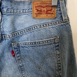 Levi’s 501 Tapered Jeans